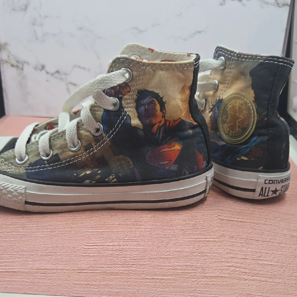 Youth Converse Superman Graphic High-Tops